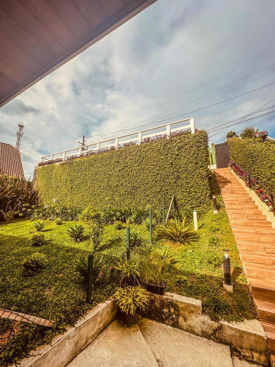 Holiday home Lar Loudge Montanhes Campos do Jordao