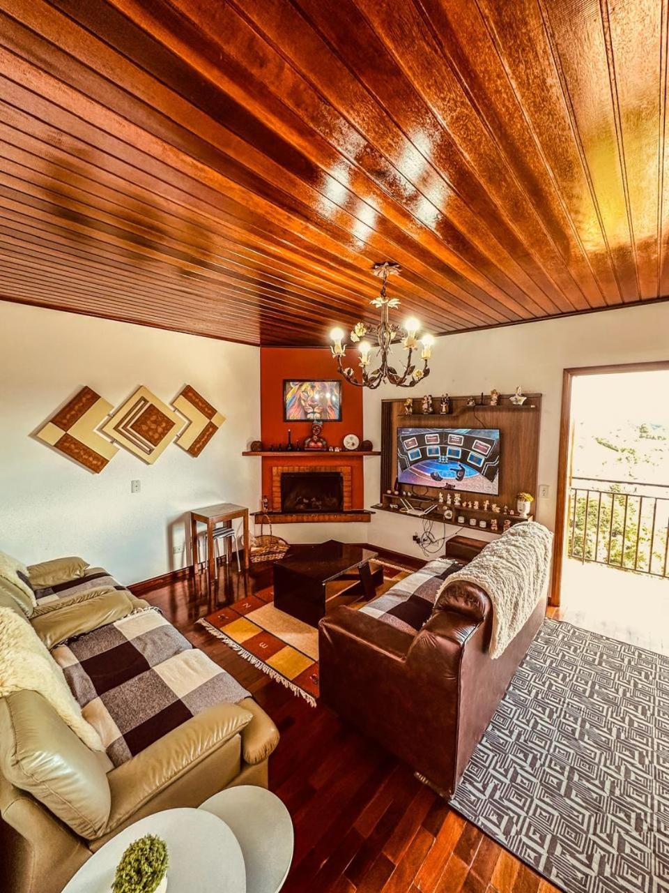 Lar Loudge Montanhes Campos do Jordao
