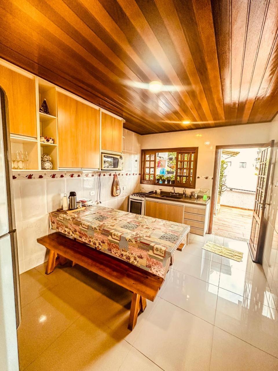 Holiday home Lar Loudge Montanhes Campos do Jordao